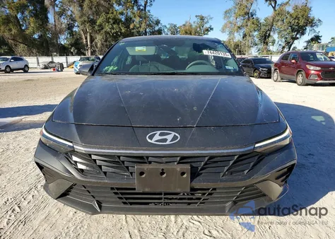 2024 Hyundai Elantra Sel z USA, uszkodzony, nr VIN KMHLM4DG4RU764306